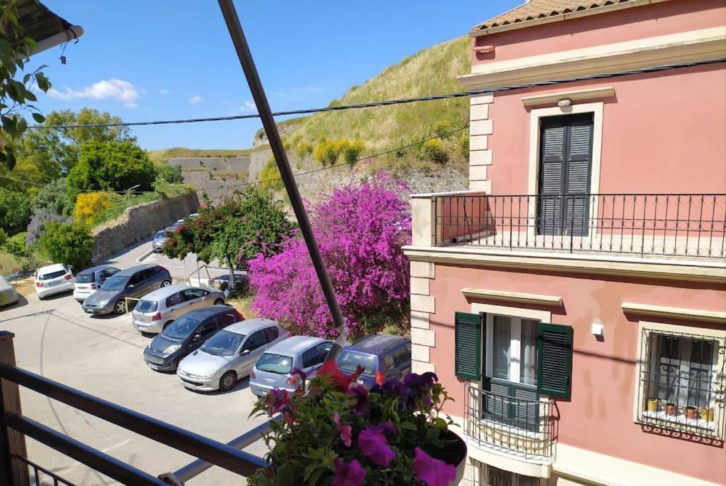 Xenofon'S Cozy Apartment Corfu  Bagian luar foto