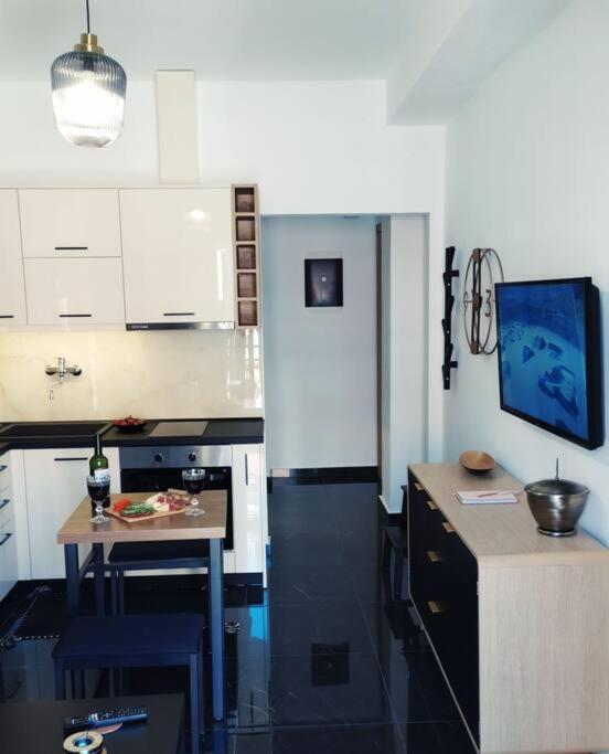 Xenofon'S Cozy Apartment Corfu  Bagian luar foto